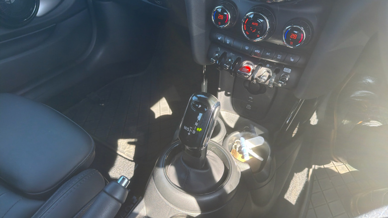 MINI Cooper 2.0 S Exclusive 2dr Auto Petrol Convertible